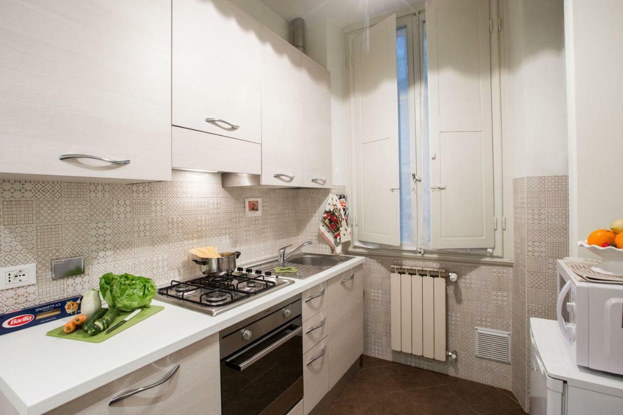 Charming Suite Cavour Heart Of Флоренция Экстерьер фото