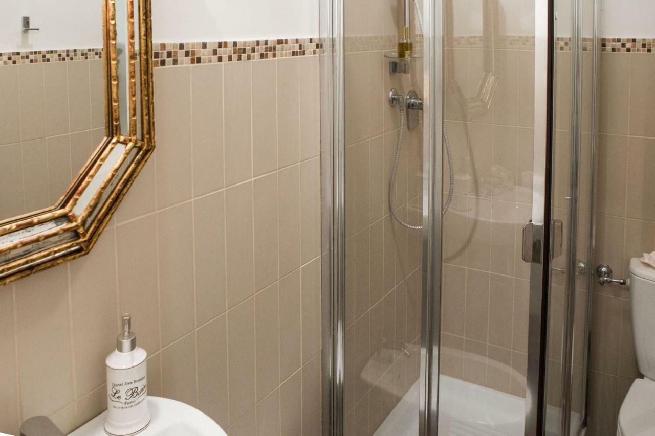 Charming Suite Cavour Heart Of Флоренция Экстерьер фото